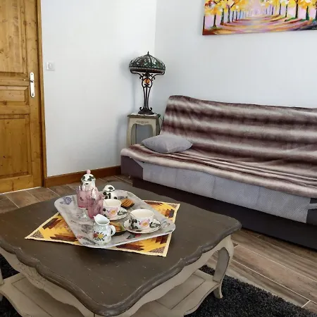 Les D'hotes De La Frissonnette Auzelles